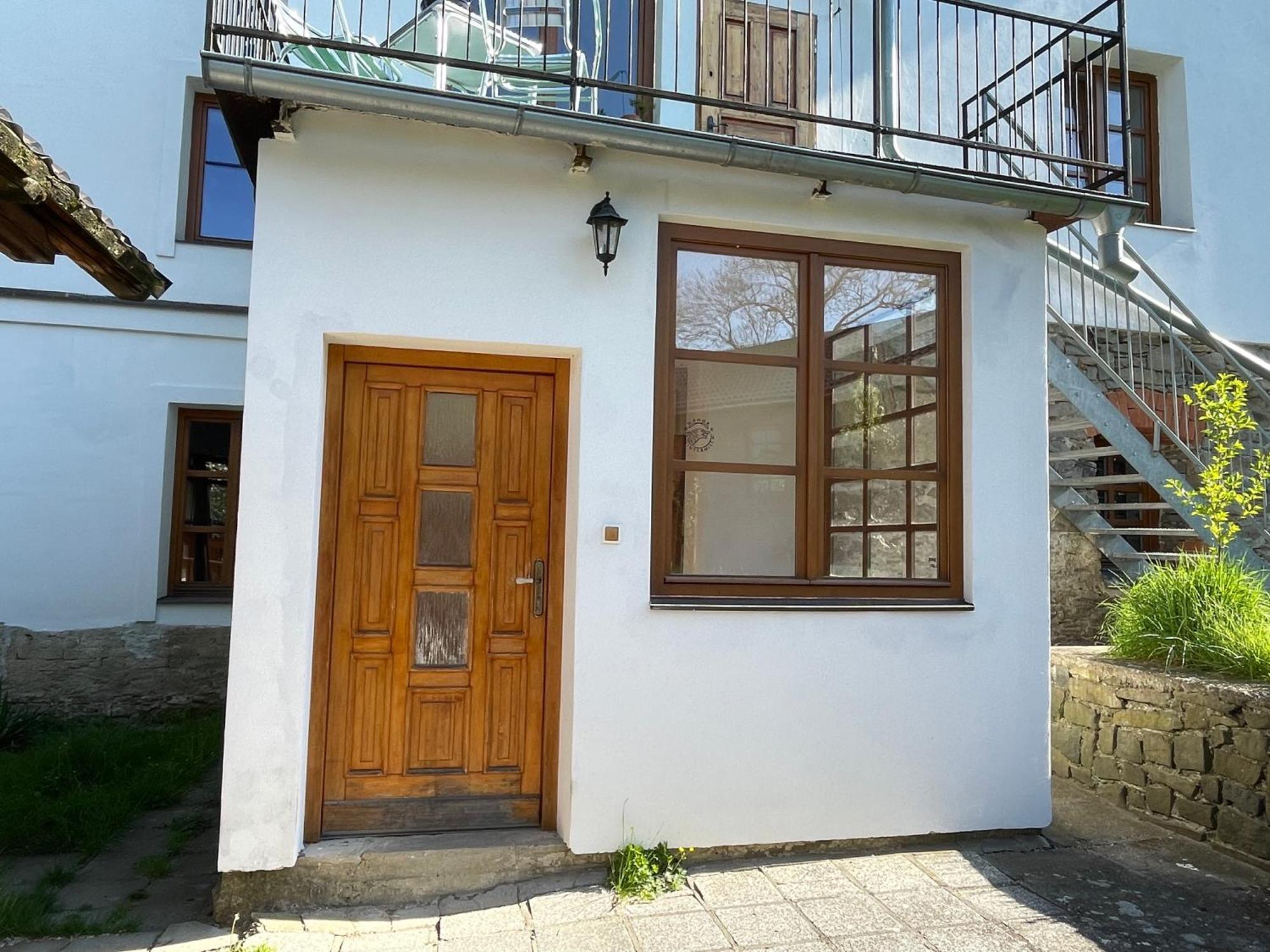 Wintermill Apartment Laznicky Екстериор снимка