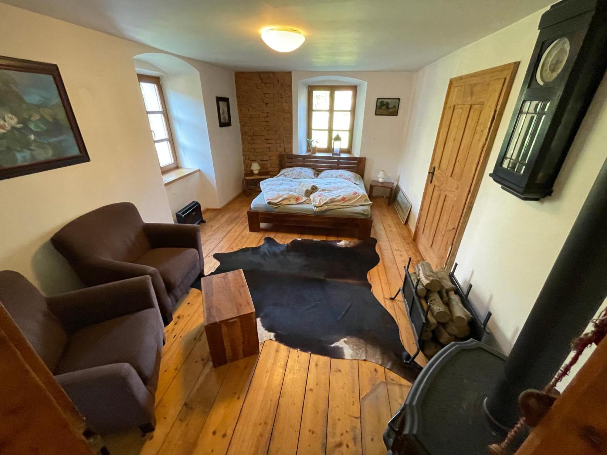Wintermill Apartment Laznicky Екстериор снимка